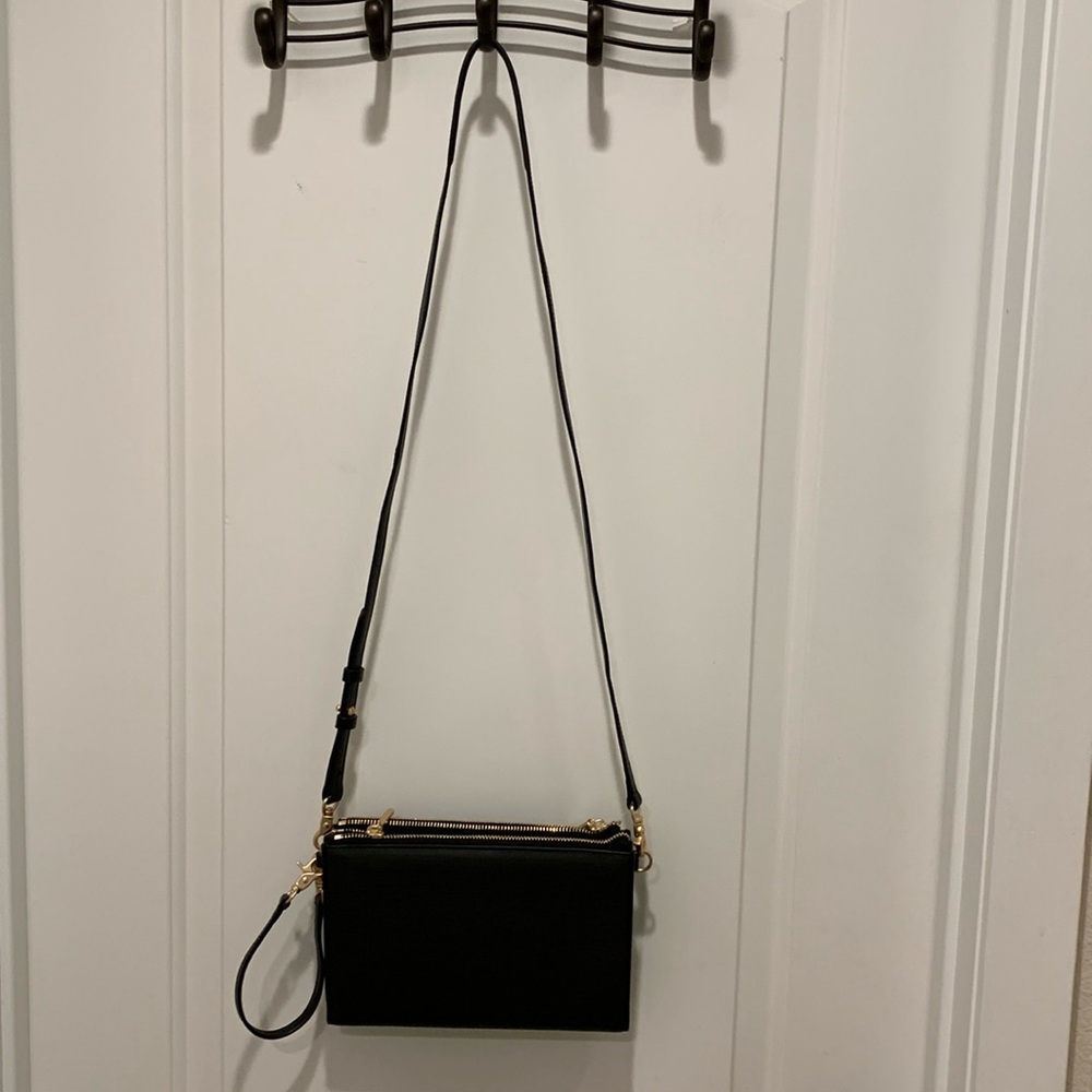 Dagne Dover Essentials Clutch in Onyx
